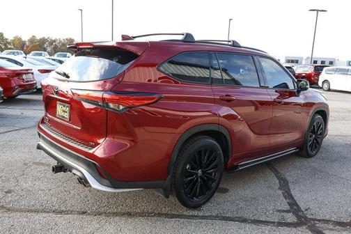 2023 Toyota Highlander XSE