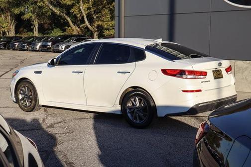 2019 Kia Optima LX