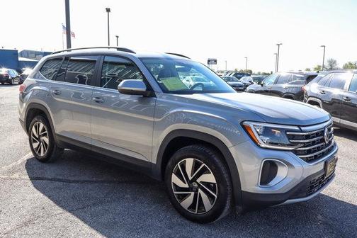 2024 Volkswagen Atlas 2.0T SE w/Technology