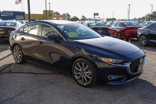 2025 Mazda Mazda3 FWD w/Preferred Package