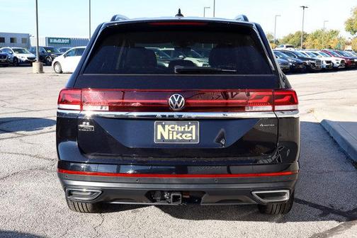 2025 Volkswagen Atlas 2.0T SE