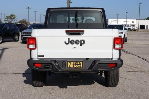 2025 Jeep Gladiator Sport