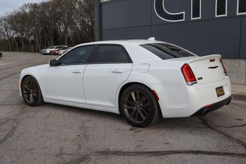 2023 Chrysler 300 300C