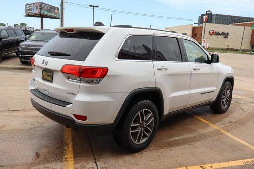 2019 Jeep Grand Cherokee Laredo E
