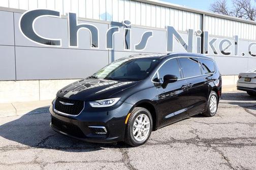 2021 Chrysler Pacifica Touring-L