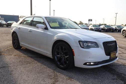 2023 Chrysler 300 S