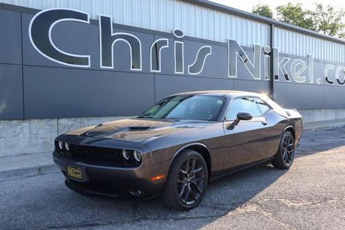 2022 Dodge Challenger SXT