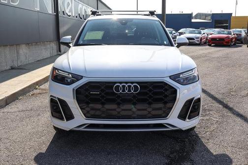 2024 Audi Q5 45 S line quattro Premium