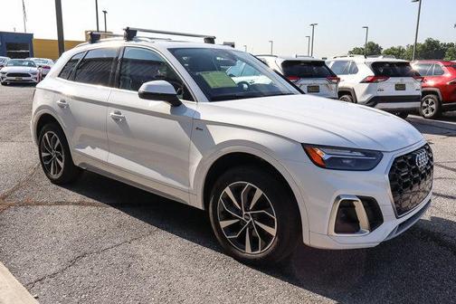 2024 Audi Q5 45 S line quattro Premium