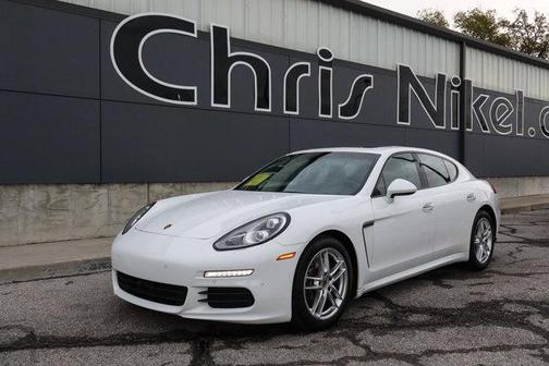2016 Porsche Panamera Edition