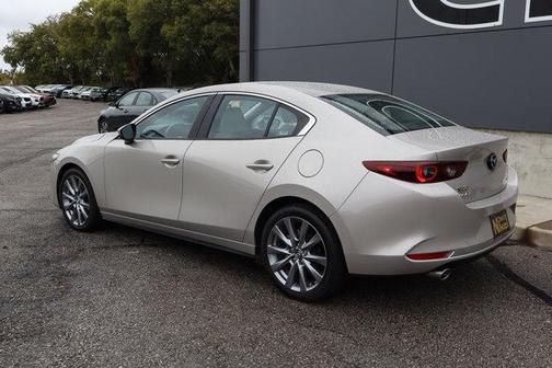 2025 Mazda Mazda3 FWD w/Preferred Package