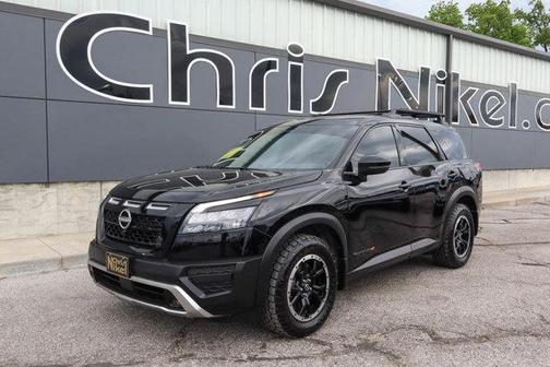 Black 2025 Nissan Pathfinder Rock Creek