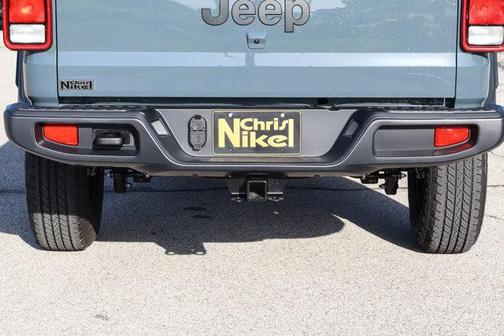 2025 Jeep Gladiator Sport