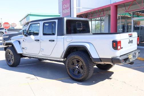 2023 Jeep Gladiator Sport
