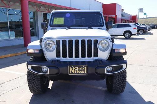 2023 Jeep Gladiator Sport