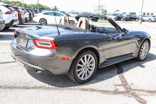 2019 FIAT 124 Spider Lusso