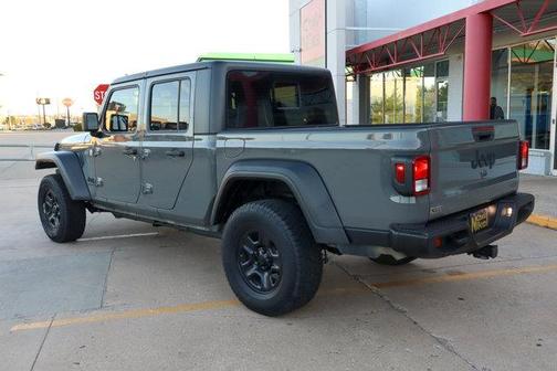 2020 Jeep Gladiator Sport