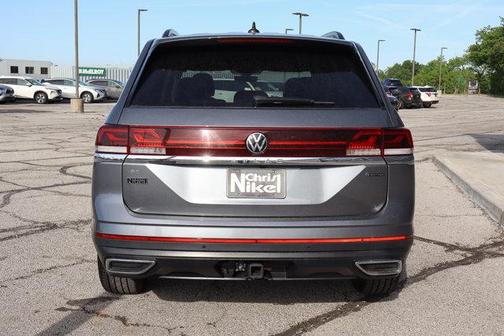 2024 Volkswagen Atlas 2.0T SE