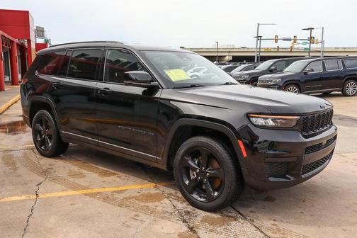 2022 Jeep Grand Cherokee L Laredo