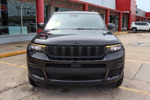 2022 Jeep Grand Cherokee L Laredo