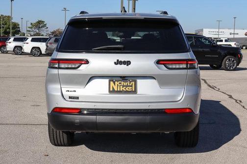 2025 Jeep Grand Cherokee L Laredo