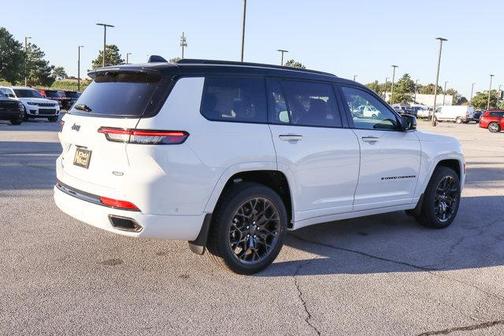 2025 Jeep Grand Cherokee L Summit