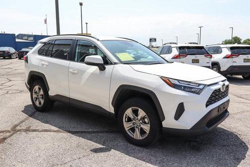 2023 Toyota RAV4 XLE