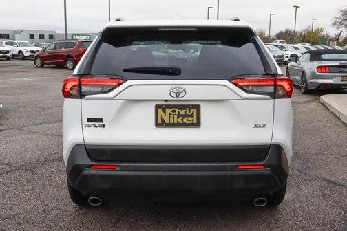2020 Toyota RAV4 XLE Premium
