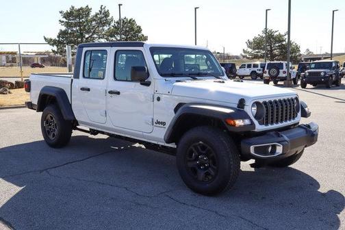 2026 Jeep Gladiator Sport