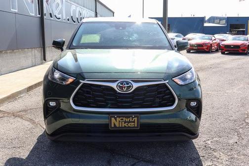 2023 Toyota Highlander LE