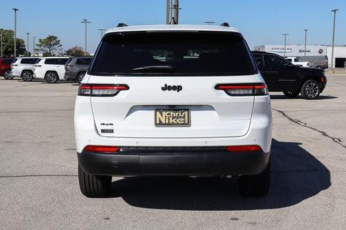 2025 Jeep Grand Cherokee L Laredo