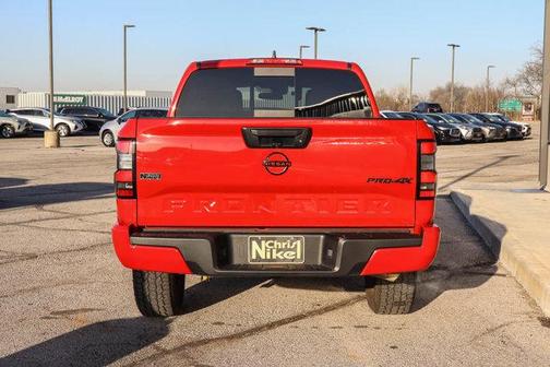 2024 Nissan Frontier PRO-4X