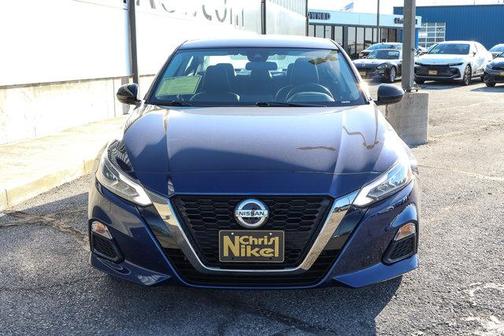 2022 Nissan Altima 2.5 SR