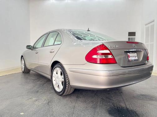 2006 Mercedes-Benz E-Class E 350 Sedan 4D