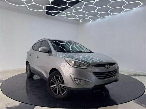 2015 Hyundai TUCSON SE