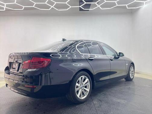 2014 BMW 528 528i Sedan 4D