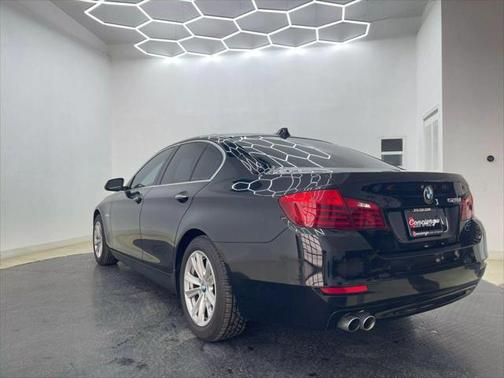 2014 BMW 528 528i Sedan 4D