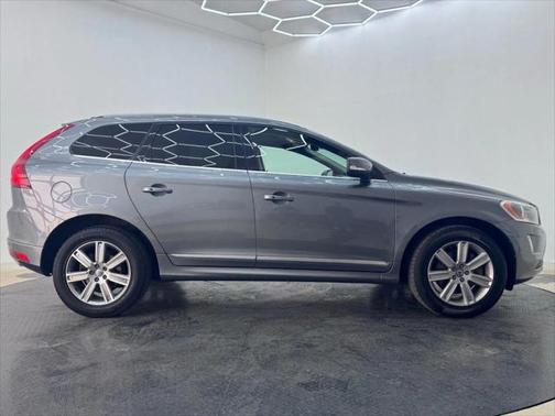 2016 Volvo XC60 T6