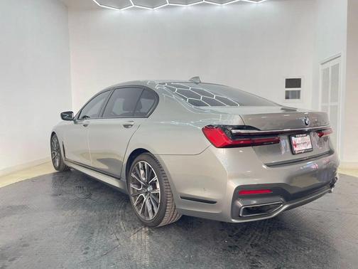 2020 BMW 740 740i Sedan 4D