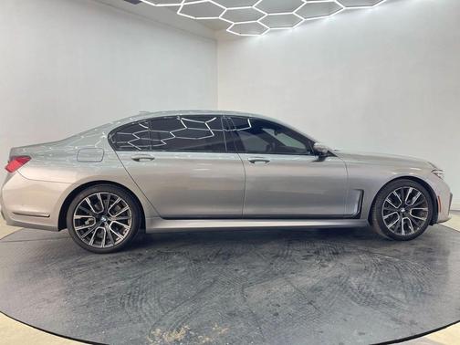 2020 BMW 740 740i Sedan 4D