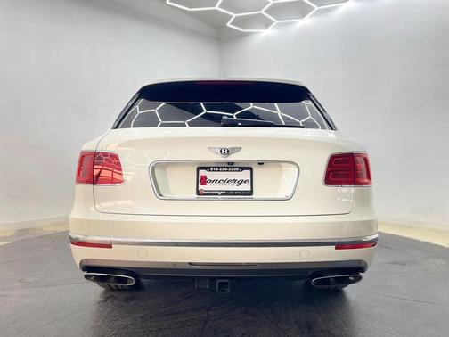 2018 Bentley Bentayga Onyx Edition