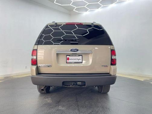 2006 Ford Explorer XLT