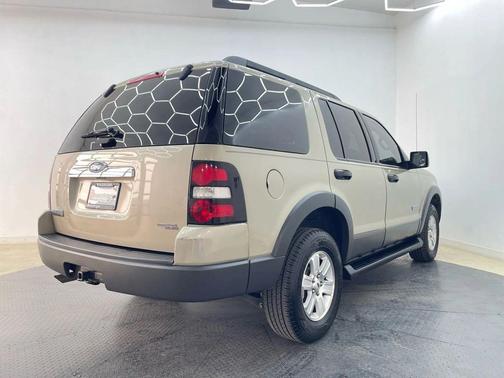 2006 Ford Explorer XLT