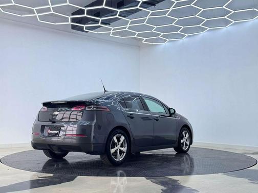 2011 Chevrolet Volt Base