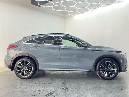 2024 INFINITI QX55 LUXE