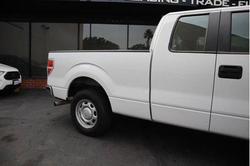 Photo 4 of 13 of 2013 Ford F-150 XL