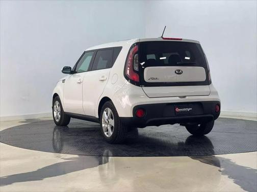 2017 Kia Soul Base