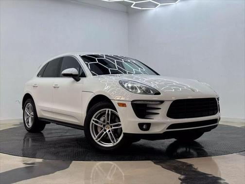 2016 Porsche Macan S