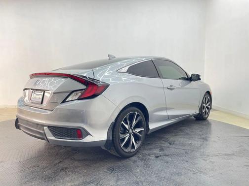 2017 Honda Civic Touring