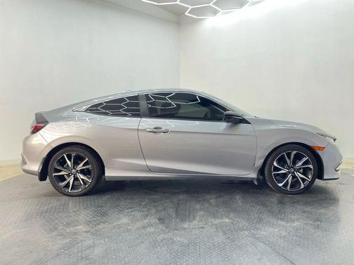2017 Honda Civic Touring